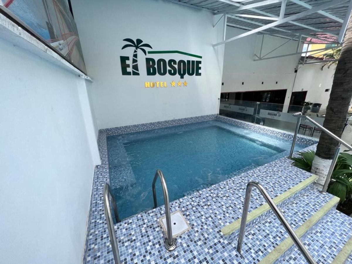 Hotel El Bosque Хаен Екстер'єр фото