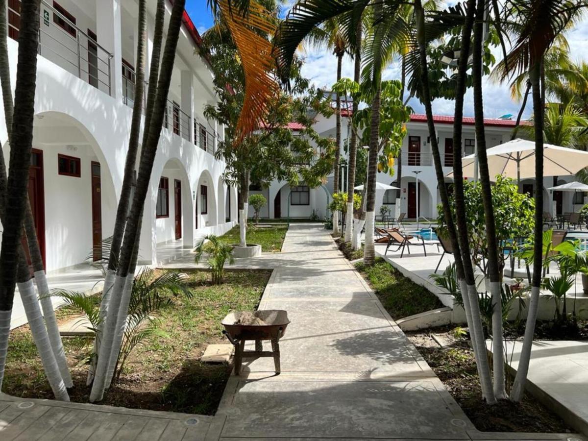 Hotel El Bosque Хаен Екстер'єр фото
